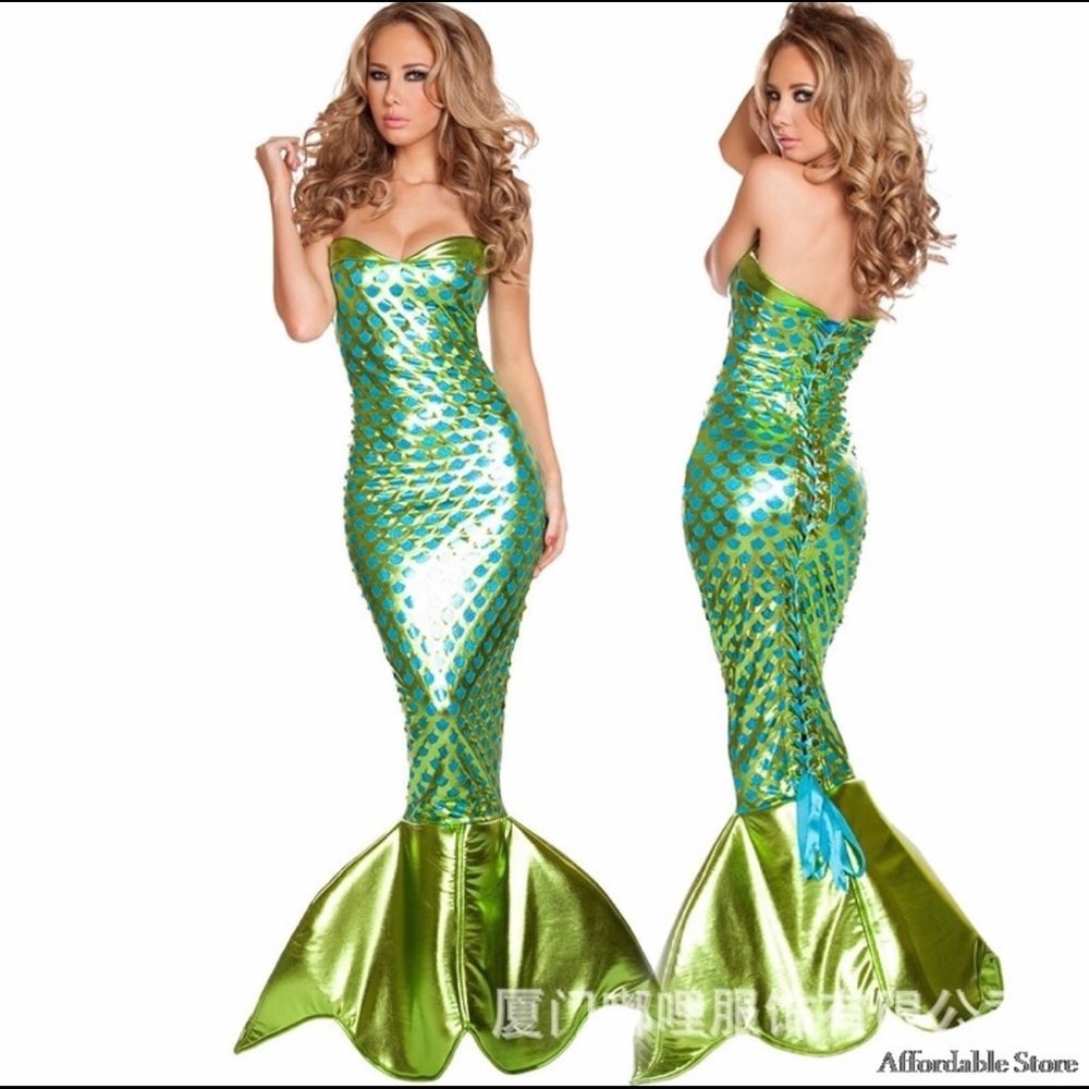 Mermaid Halloween cosplay set.